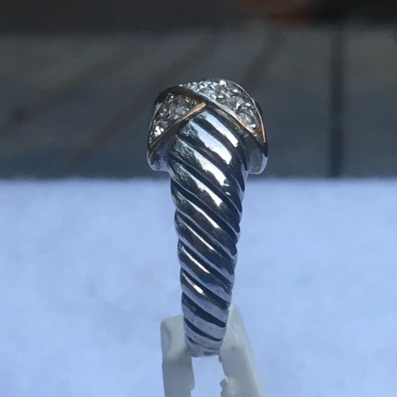 Sterling Silver Cross Over Ring Size 7 3/4 with Small Cubic Zirconia Accents - Picture 4 of 10